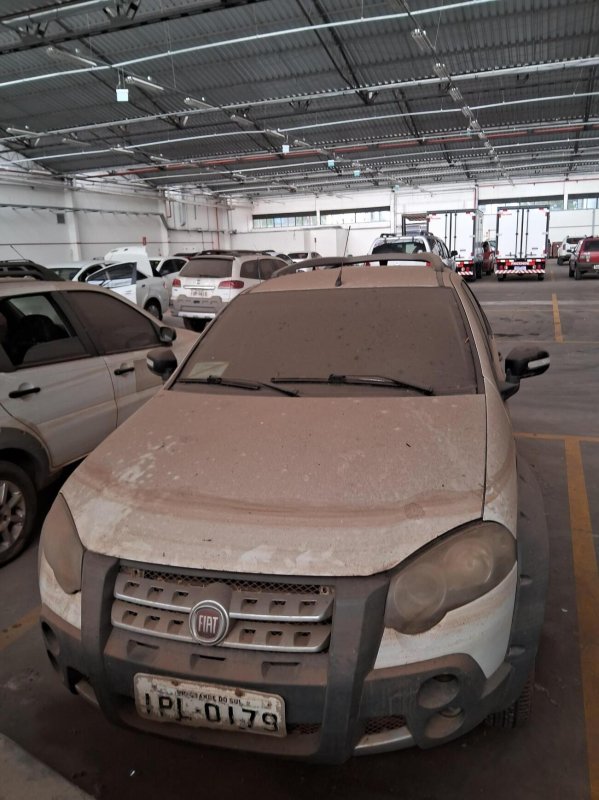 LOTE 004 - AUTOMÓVEL FIAT/PALIO WK ADVEN FLEX, ANO/MODELO: 2008/2009, PLACA: IPL0179,
