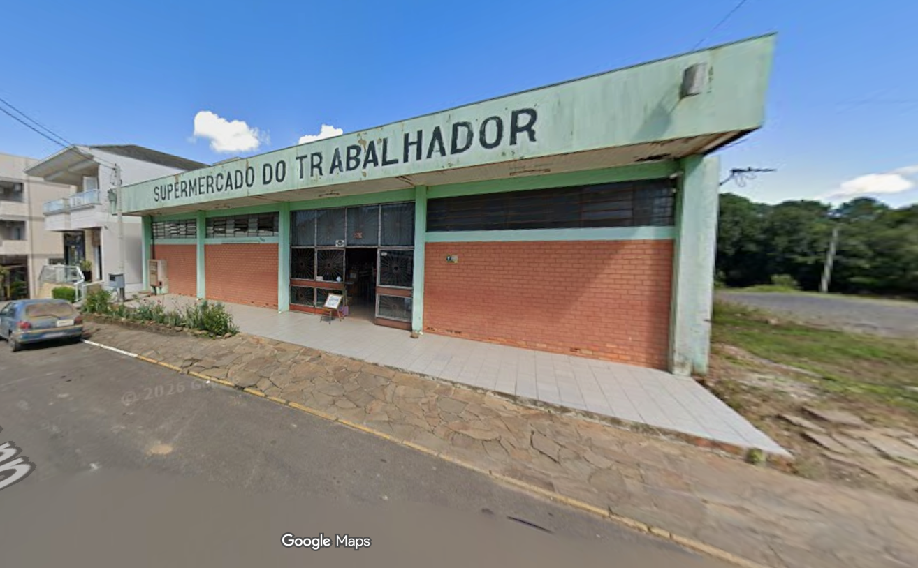 Imagem do imóvel Fontoura Xavier/rs - Sala Comercial Com 102,29m2 De Área Privativa, Localizado Na Rua Pedro Azelin, 609, Centro.