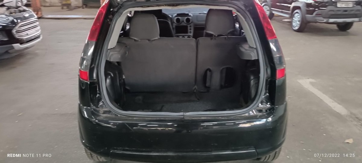 LOTE 011 - AUTOMÓVEL FORD/FIESTA 1.6 FLEX, ANO/MODELO: 2013/2014, PLACA: IUQ6967