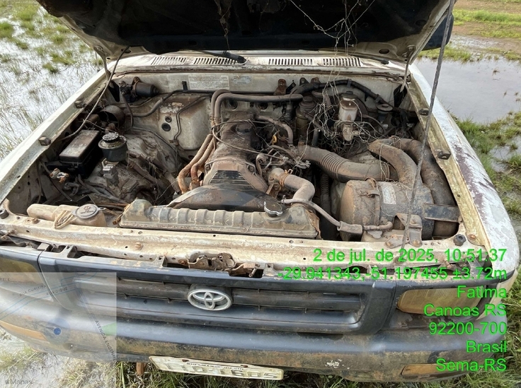 LOTE 007 - CAMIONETA I/TOYOTA HILUX 4CD DLX, ANO/MODELO: 1998/1999, PLACA: IIQ1605