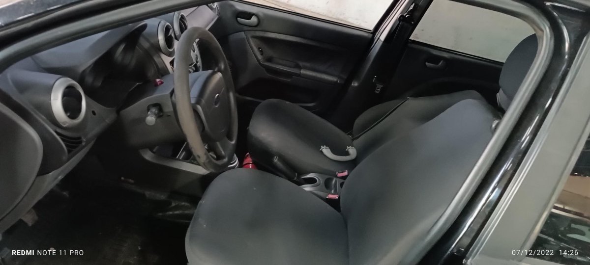 LOTE 011 - AUTOMÓVEL FORD/FIESTA 1.6 FLEX, ANO/MODELO: 2013/2014, PLACA: IUQ6967
