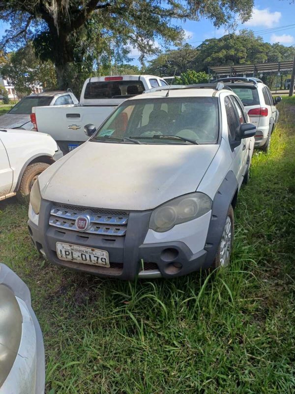LOTE 004 - AUTOMÓVEL FIAT/PALIO WK ADVEN FLEX, ANO/MODELO: 2008/2009, PLACA: IPL0179,