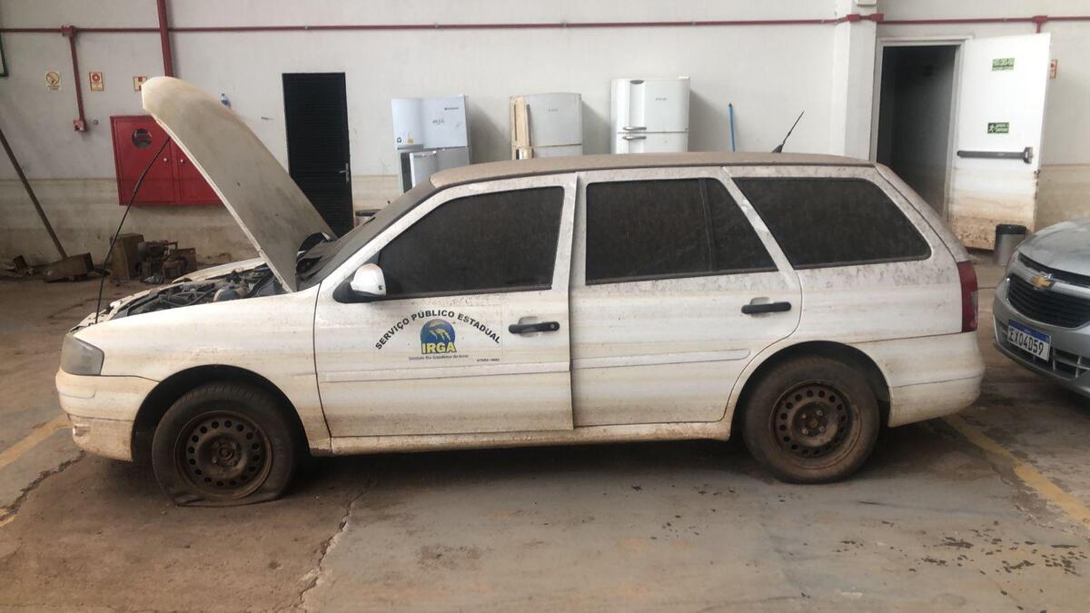 LOTE 003 - AUTOMÓVEL VW/PARATI 1.6, ANO/MODELO: 2010/2011, PLACA: IRM7616