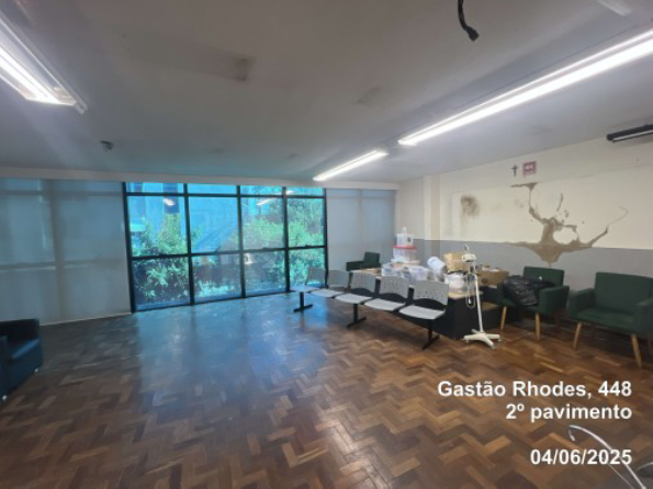 Porto Alegre/rs - Prédio Comercial Com 7 Pavimentos - Bairro Santana, localizado em Porto Alegre - RS, bairro Santana