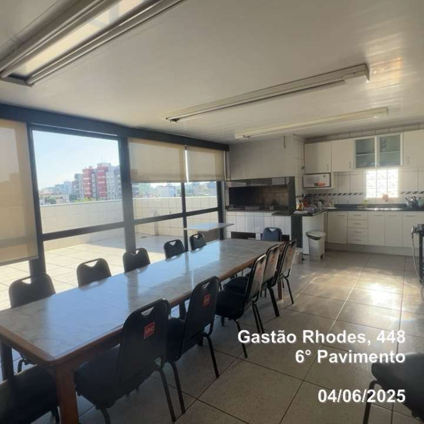 Porto Alegre/rs - Prédio Comercial Com 7 Pavimentos - Bairro Santana, localizado em Porto Alegre - RS, bairro Santana