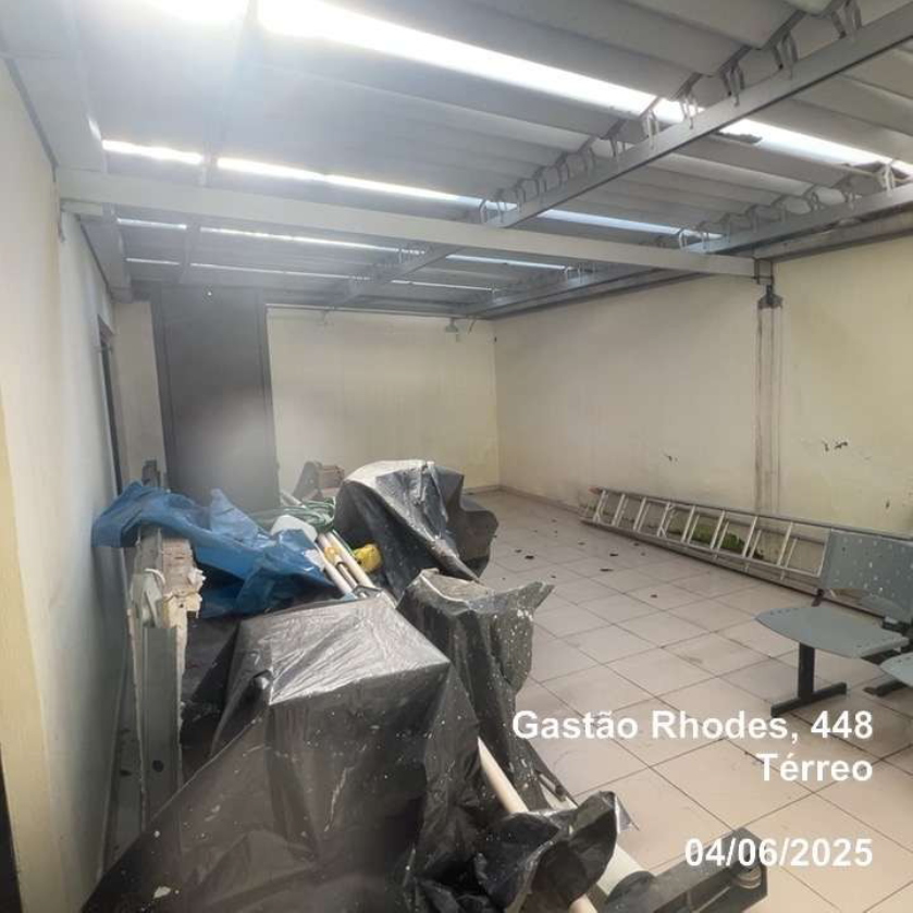 Porto Alegre/rs - Prédio Comercial Com 7 Pavimentos - Bairro Santana, localizado em Porto Alegre - RS, bairro Santana