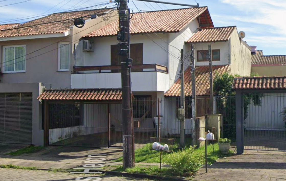 LOTE 501 - PORTO ALEGRE/RS - CASA LOCALIZADA NA RUA ADÃO PINHEIRO DA SILVA, Nº 691, BAIRRO BELÉM NOVO.