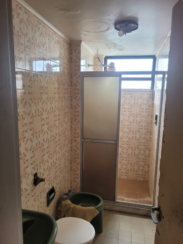 LOTE 500 - PORTO ALEGRE/RS - APARTAMENTO Nº 815, DO BLOCO II, DO CONDOMÍNIO EDIFÍCIO QUINTA DA BOA VISTA, NA RUA ANITA GARIBALDI Nº 2.120.